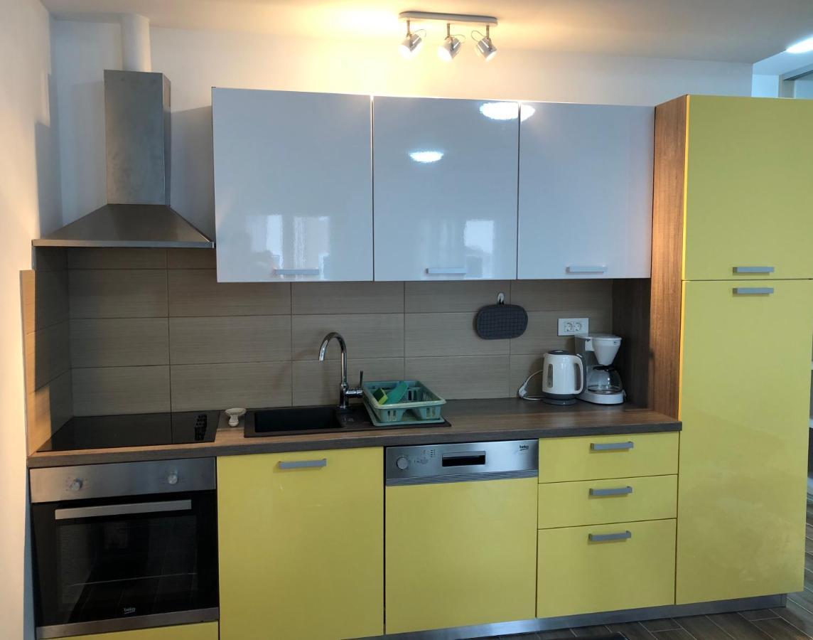 Apartments Dona Црес Екстер'єр фото