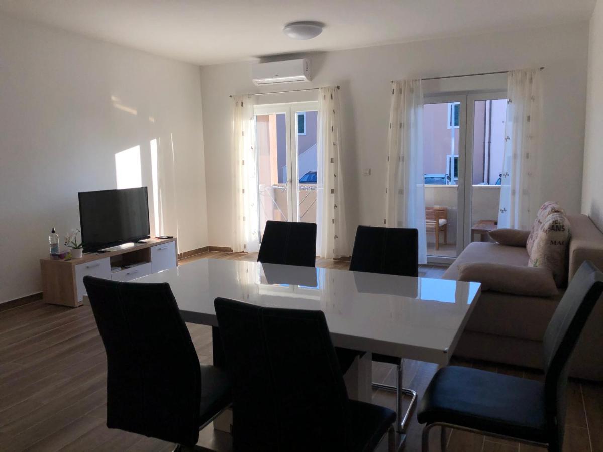Apartments Dona Црес Екстер'єр фото